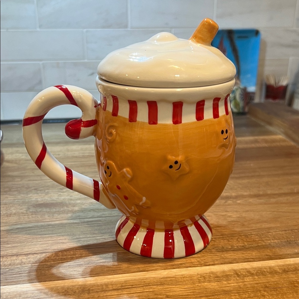 Gingerbread-Themed Holiday Mug with Lid